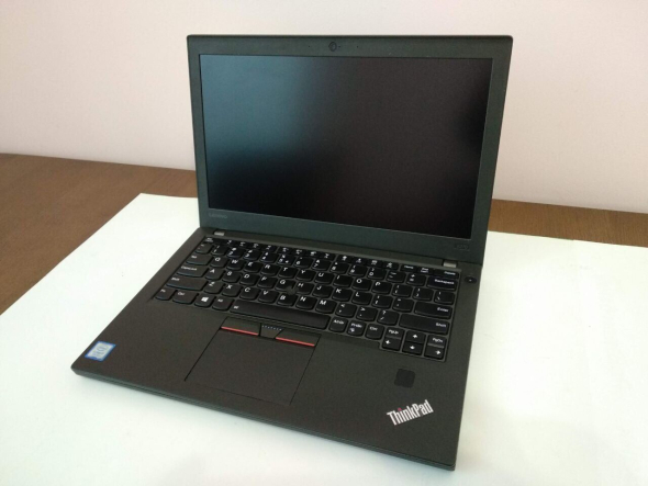 Нетбук Б-класс Lenovo ThinkPad X270 / 12.5&quot; (1920x1080) IPS / Intel Core i7-7600U (2 (4) ядра по 2.8 - 3.9 GHz) / 8 GB DDR4 / 240 GB SSD / Intel HD Graphics 620 / WebCam / HDMI - 2