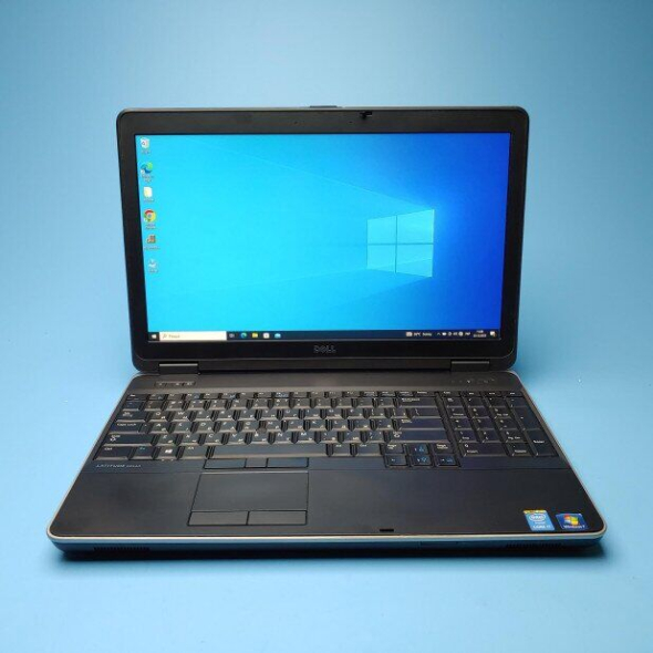 Ноутбук Dell Latitude E6540 / 15.6&quot; (1920x1080) IPS / Intel Core i7-4810MQ (4 (8) ядра по 2.8 - 3.8 GHz) / 8 GB DDR3 / 240 GB SSD / Intel HD Graphics 4600 / DVD-ROM / Win 10 Pro - 2