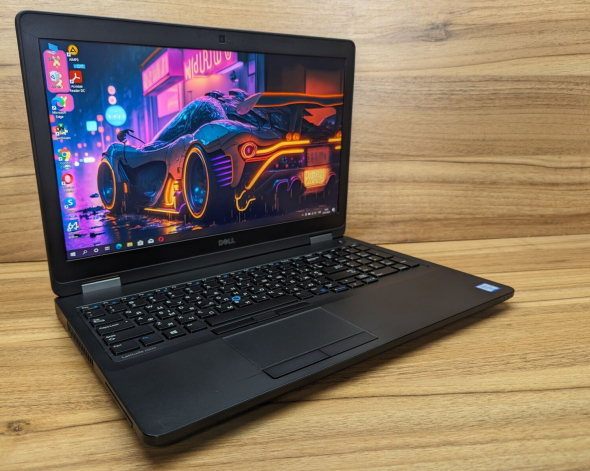 Ноутбук Б-класс Dell Latitude E5570 / 15.6&quot; (1920x1080) IPS / Intel Core i5-6300U (2 (4) ядра по 2.4 - 3.0 GHz) / 8 GB DDR4 / 256 GB SSD / Intel HD Graphics 520 / WebCam / Windows 10 - 5