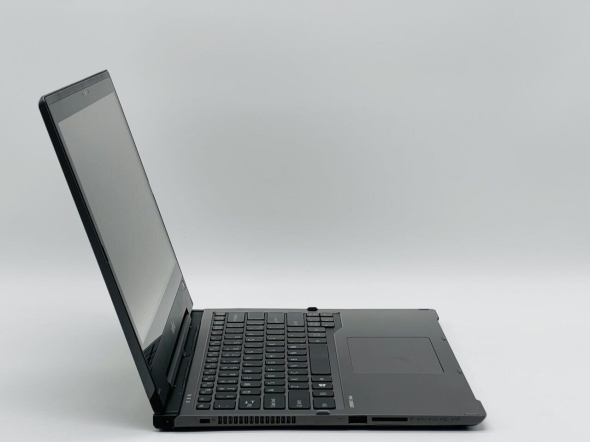 Ноутбук-трансформер Fujitsu LifeBook T935 / 13.3&quot; (1920x1080) IPS Touch / Intel Core i5-5300U (2 (4) ядра по 2.3 - 2.9 GHz) / 8 GB DDR3 / 250 GB SSD / Intel HD Graphics 5500 / WebCam - 3