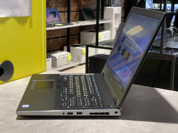 Мобильная рабочая станция Dell Precision 7530 / 15.6&quot; (1920x1080) IPS / Intel Core i7-8750H (6 (12) ядер по 2.2 - 4.1 GHz) / 8 GB DDR4 / 480 GB SSD / nVidia Quadro P2000, 4 GB GDDR5, 128-bit - 4