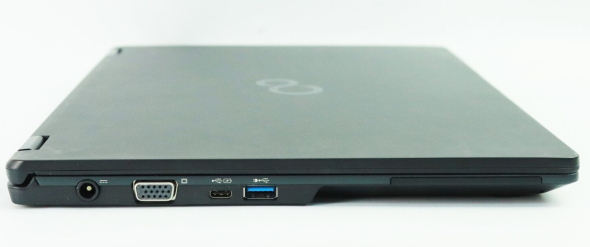 Ультрабук Fujitsu LifeBook U747 / 14&quot; (1920x1080) IPS / Intel Core i5-6200U (2 (4) ядра по 2.3 - 2.8 GHz) / 8 GB DDR4 / 256 GB SSD M.2 / Intel HD Graphics 520 / WebCam - 3