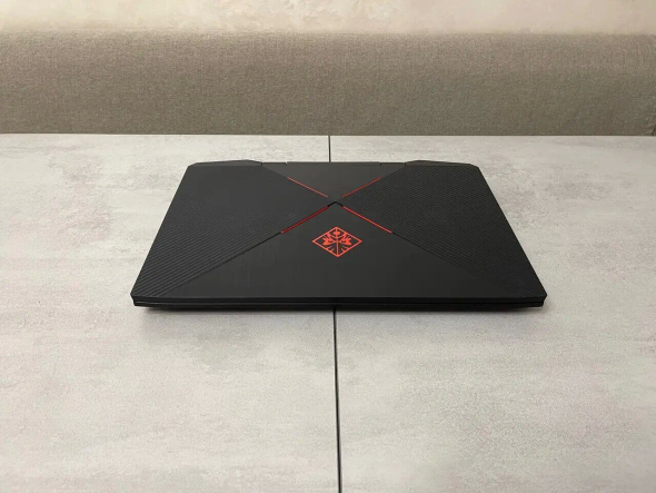 Игровой ноутбук HP Omen 15-dc1018cs / 15.6&quot; (1920x1080) IPS / Intel Core i7-9750H (6 (12) ядер по 2.6 - 4.5 GHz) / 16 GB DDR4 / 512 GB SSD / nVidia GeForce RTX 2070 Max-Q, 8 GB GDDR6, 256-bit / WebCam / USB 3.1 / miniDP / HDMI - 8