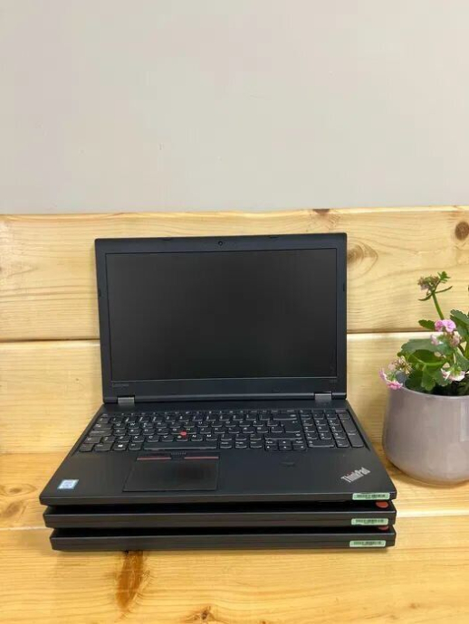 Ноутбук Lenovo ThinkPad L570 / 15.6&quot; (1366x768) TN / Intel Core i3-7100U (2 (4) ядра по 2.4 GHz) / 8 GB DDR4 / 256 GB SSD / Intel HD Graphics 520 / WebCam - 2