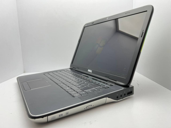 Ноутбук Dell XPS L501X / 15.6&quot; (1366x768) TN / Intel Core i5-460M (2 (4) ядра по 2.53 - 2.8 GHz) / 4 GB DDR3 / 500 GB HDD / Intel HD Graphics / WebCam - 4