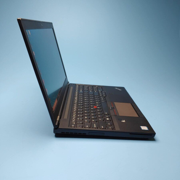 Мобильная рабочая станция Lenovo ThinkPad P50 / 15.6&quot; (1920x1080) IPS / Intel Xeon E3-1505M v5 (4 (8) ядра по 2.8 - 3.7 GHz) / 16 GB DDR4 / 256 GB SSD / nVidia Quadro M2000M, 4 GB GDDR5, 128-bit / WebCam / Win 10 Pro - 3