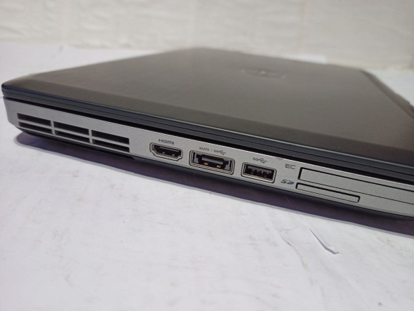 Ноутбук Dell Latitude E5430 / 14&quot; (1366x768) TN / Intel Core i3-2370M (2 (4) ядра по 2.4 GHz) / 6 GB DDR3 / 500 GB HDD / Intel HD Graphics 3000 - 7