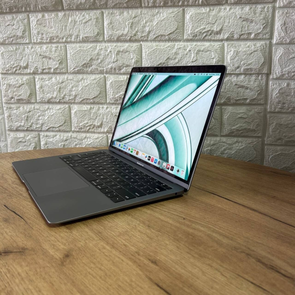Ультрабук Б-класс Apple MacBook Air 13 A1932 2018 / 13.3&quot; (2560x1600) IPS / Intel Core i5-8210Y (2 (4) ядра по 1.6 - 3.6 GHz) / 8 GB DDR4 / 128 GB SSD / Intel UHD Graphics 617 / WebCam / macOS - 5