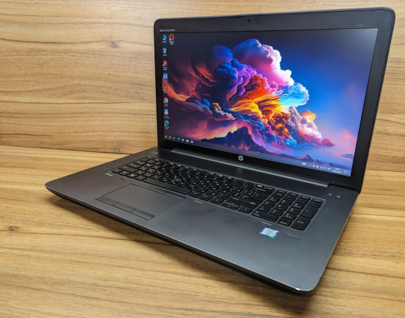 Мобильная рабочая станция HP zBook 17 G3 / 17.3&quot; (1600x900) TN / Intel Core i7-6700HQ (4 (8) ядра по 2.6 - 3.5 GHz) / 16 GB DDR4 / 512 GB SSD / nVidia Quadro M1000M, 2 GB DDR3, 128-bit / WebCam / Fingerprint / Windows 10 - 5