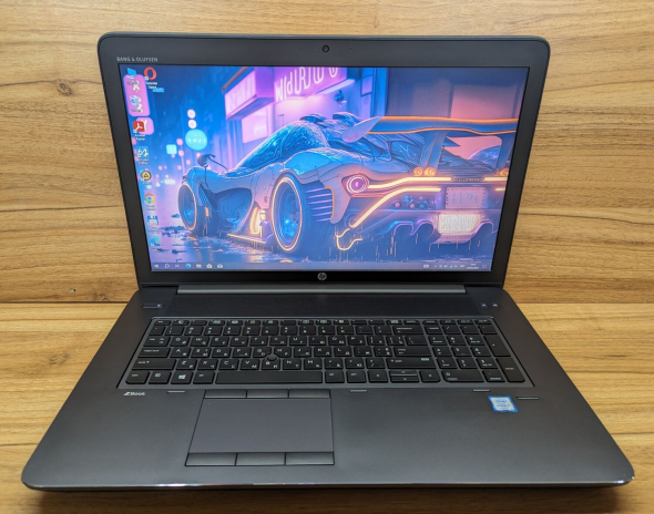 Мобильная рабочая станция HP zBook 17 G3 / 17.3&quot; (1600x900) TN / Intel Core i7-6700HQ (4 (8) ядра по 2.6 - 3.5 GHz) / 16 GB DDR4 / 512 GB SSD / nVidia Quadro M1000M, 2 GB DDR3, 128-bit / WebCam / Fingerprint / Windows 10 - 8