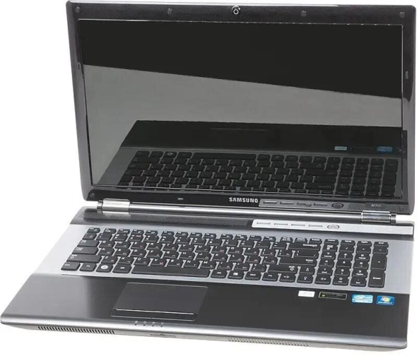 Ноутбук Samsung RF711 / 17.3&quot; (1600x900) TN / Intel Core i7-2630QM (4 (8) ядра по 2.0 - 2.9 GHz) / 8 GB DDR3 / 240 GB SSD / Intel HD Graphics 3000 / WebCam / Win 10 Pro - 2