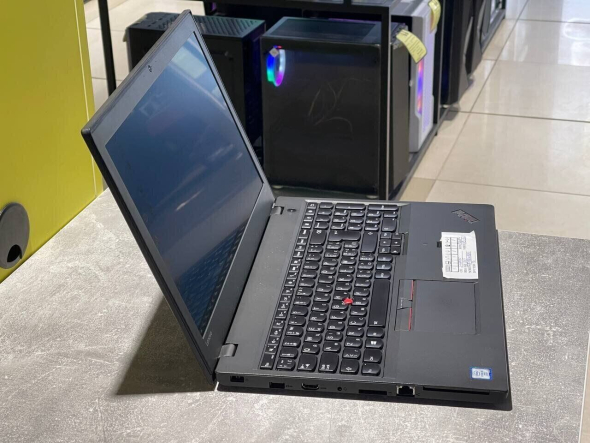 Ноутбук Lenovo ThinkPad T560 / 15.6&quot; (1920x1080) IPS / Intel Core i5-6200U (2 (4) ядра по 2.3 - 2.8 GHz) / 8 GB DDR3 / 240 GB SSD / Intel HD Graphics 520 / WebCam / 3G / Две АКБ - 3