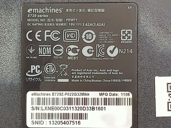 Ноутбук Б-класс Acer eMachines E729 / 15.6&quot; (1366x768) TN / Intel Pentium P6200 (2 ядра по 2.13 GHz) / 4 GB DDR3 / 250 GB HDD / Intel HD Graphics 3000 / WebCam - 9