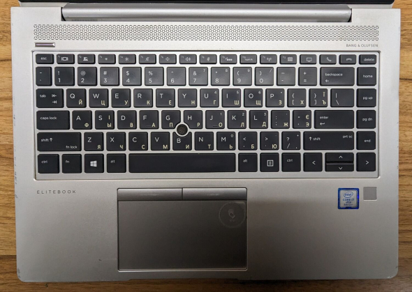 Ультрабук Б-клас HP EliteBook 840 G5 / 14&quot; (1920x1080) IPS / Intel Core i7-8650U (4 (8) ядра по 1.9-4.2 GHz) / 16 GB DDR4 / 512 GB SSD / Intel UHD Graphics 620 / WebCam / Fingerprint / Windows 10 - 4
