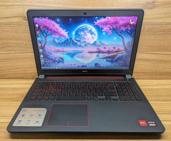 Игровой ноутбук Dell Inspiron 15-5576 / 15.6&quot; (1920x1080) IPS / AMD A10-9630P (4 ядра по 2.6 - 3.3 GHz) / 16 GB DDR4 / 480 GB SSD / AMD Radeon RX 560, 4 GB GDDR5, 128-bit / WebCam / Windows 10 - 2