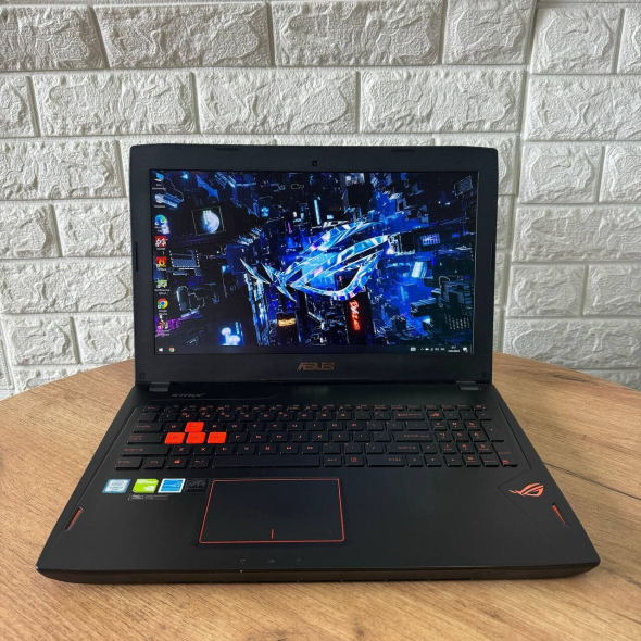 Игровой ноутбук Asus ROG Strix GL502VS / 15.6&quot; (1920x1080) IPS / Intel Core i7-6700HQ (4 (8) ядра по 2.6 - 3.5 GHz) / 16 GB DDR4 / 500 GB SSD / nVidia GeForce GTX 1070, 8 GB GDDR5, 256-bit / WebCam - 2