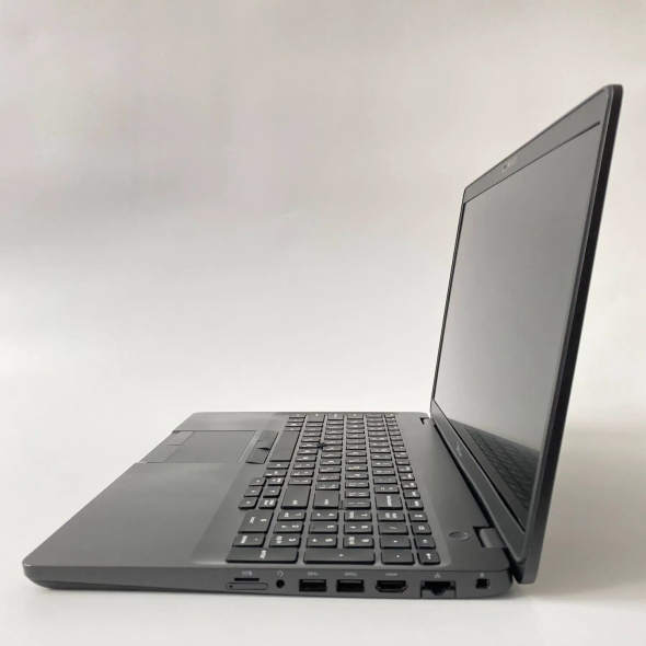 Ноутбук Б-клас Dell Latitude 5500 / 15.6&quot; (1920x1080) TN / Intel Core i5-8265U (4 (8) ядра по 1.6-3.9 GHz) / 16 GB DDR4 / 256 GB SSD M. 2 / Intel UHD Graphics 620 / WebCam + бездротова мишка - 6