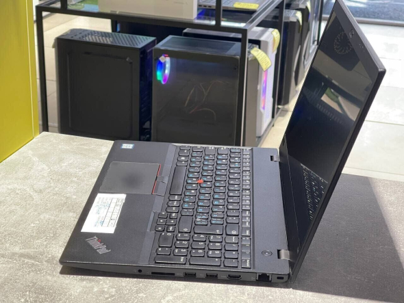 Ноутбук Lenovo ThinkPad T580 / 15.6&quot; (1920x1080) IPS / Intel Core i5-8250U (4 (8) ядра по 1.6 - 3.4 GHz) / 8 GB DDR4 / 480 GB SSD / Intel UHD Graphics 620 / WebCam / 3G - 4