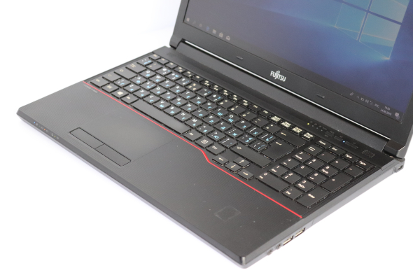 Ноутбук 15.6&quot; Fujitsu LifeBook E554 Intel Core i3-4100M 8Gb RAM 240Gb SSD - 4