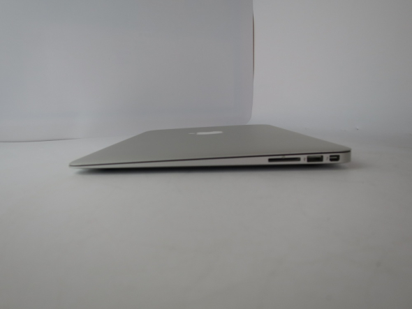 Apple A1466 MacBook Air Core i5 4GB RAM 256GB SSD - 5