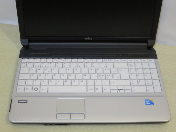 Ноутбук 15.6&quot; Fujitsu Lifebook A530 Intel Core i5-430M 4Gb RAM 120Gb SSD - 4