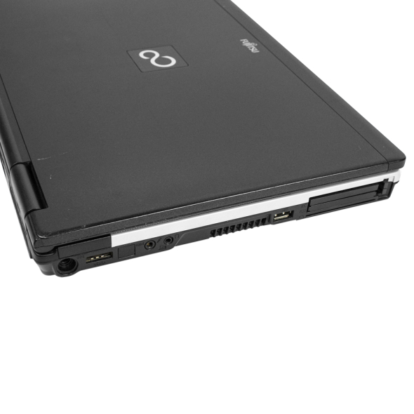 Ноутбук 15.6&quot; Fujitsu Celsius H710 Intel Core i5-2520M 4Gb RAM 320Gb HDD + Nvidia Quadro 1000M - 7