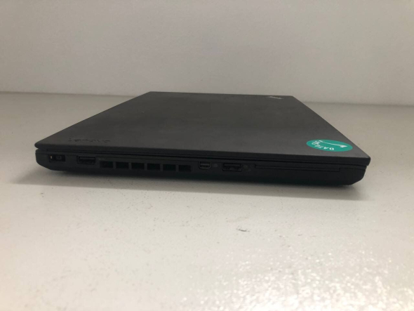Ноутбук Lenovo ThinkPad T460 / 14&quot; (1920x1080) IPS / Intel Core i5-6300U (2 (4) ядра по 2.4 - 3.0 GHz) / 8 GB DDR3 / 240 GB SSD / Intel HD Graphics 520 / WebCam / HDMI - 3