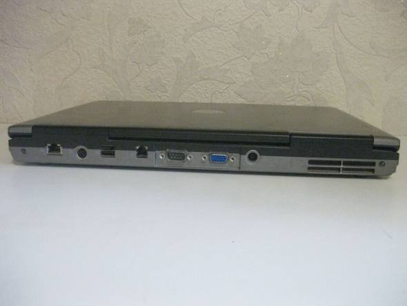 Ноутбук Dell Latitude D830 / 15.4&quot; (1280x800) TN / Intel Core 2 Duo T7250 (2 ядра по 2.0 GHz) / 4 GB DDR2 / 320 GB HDD / Intel GMA X3100 Graphics / DVD-RW - 6
