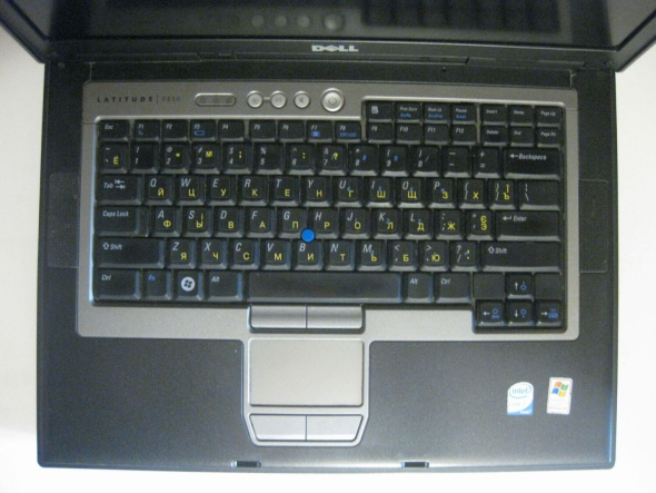 Ноутбук Dell Latitude D830 / 15.4&quot; (1280x800) TN / Intel Core 2 Duo T7250 (2 ядра по 2.0 GHz) / 4 GB DDR2 / 320 GB HDD / Intel GMA X3100 Graphics / DVD-RW - 3