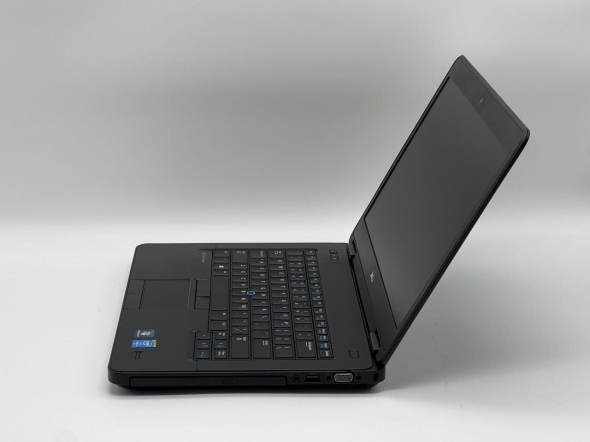 Ноутбук Dell Latitude E5440 / 14&quot; (1600x900) TN / Intel Core i5-4310U (2 (4) ядра по 2.0 - 3.0 GHz) / 4 GB DDR3 / 120 GB SSD / nVidia GeForce GT 720M, 2 GB DDR3, 128-bit / WebCam - 4