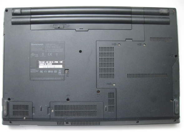 Ноутбук Lenovo ThinkPad SL510 / 15.6&quot; (1366x768) TN / Intel Core 2 Duo T6570 (2 ядра по 2.1 GHz) / 4 GB DDR3 / 128 GB SSD / Intel GMA 4500MHD Graphics / WebCam / DVD-RW - 8