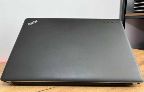 Ноутбук Lenovo ThinkPad E540 / 15.6&quot; (1920x1080) IPS / Intel Core i5-4200M (2 (4) ядра по 2.5 - 3.1 GHz) / 8 GB DDR3 / 500 Gb HDD / nVidia GeForce GT 740M, 2 GB DDR3, 64-bit / АКБ не тримає / Windows 10 Pro LIC / Fingerprint - 6