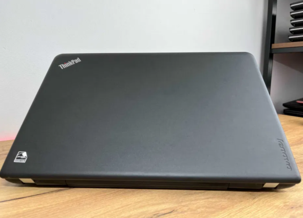 Ноутбук Lenovo ThinkPad E550 / 15.6&quot; (1920x1080) TN / Intel Core i5-5200U (2 (4) ядра по 2.2 - 2.7 GHz) / 8 GB DDR3 / 500 GB HDD / WebCam / Fingerprint / Windows 10 PRO Lic - 4