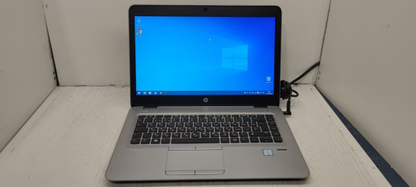 Ноутбук HP EliteBook 840 G3 / 14&quot; (1920x1080) TN / Intel Core i5-6300U (2 (4) ядра по 2.4 - 3.0 GHz) / 8 GB DDR4 / 256 GB SSD / Intel HD Graphics 520 / WebCam / АКБ не держит - 2