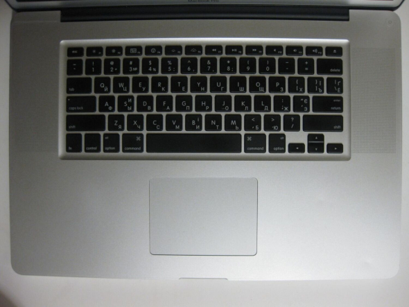 Ноутбук Apple MacBook Pro A1297 / 17&quot; (1920x1200) TN / Intel Core i7-620M (2 (4) ядра по 2.66 - 3.33 GHz) / 8 GB DDR3 / 256 GB SSD NEW / nVidia GeForce GT 330M, 512 MB GDDR3, 128-bit / WebCam - 3