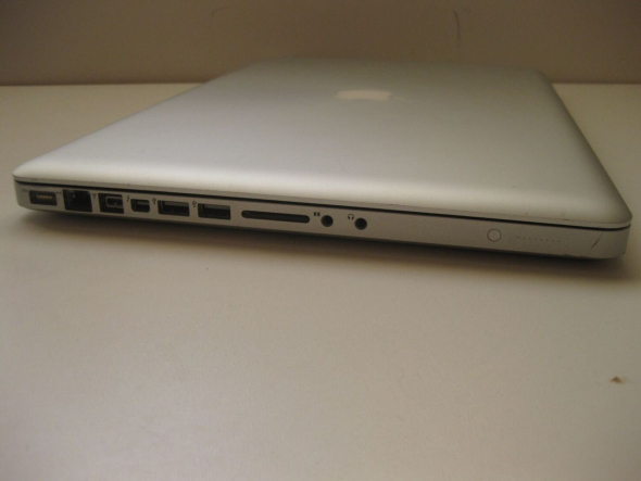 Ноутбук Apple MacBook Pro A1286 / 15.4&quot; (1440x900) TN / Intel Core i7-2635QM (4 (8) ядра по 2.0 - 2.9 GHz) / 8 GB DDR3 / 256 GB SSD / AMD Radeon HD 6490M, 256 MB GDDR5, 64-bit / WebCam - 4