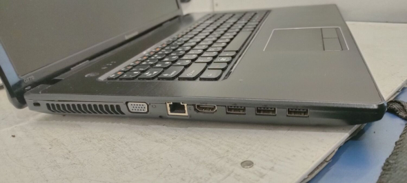 Ноутбук Б-клас Lenovo G770/ 17.3 &quot; (1600x900) TN / Intel Core i3-2350M (2 (4) ядра по 2.3 GHz) / 8 GB DDR3 / 1000 Gb HDD / Intel HD Graphics 4000 / WebCam / без АКБ - 5