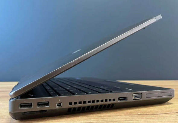 Ігровий ноутбук HP ProBook 6570b / 15.6&quot; (1366x768) TN / Intel Core i5-3320M (2 (4) ядра по 2.6 - 3.3 GHz) / 8 GB DDR3 / 128 GB SSD / AMD Radeon HD 7670m, 1 GB DDR3, 128-bit / WebCam / Win 10 - 4