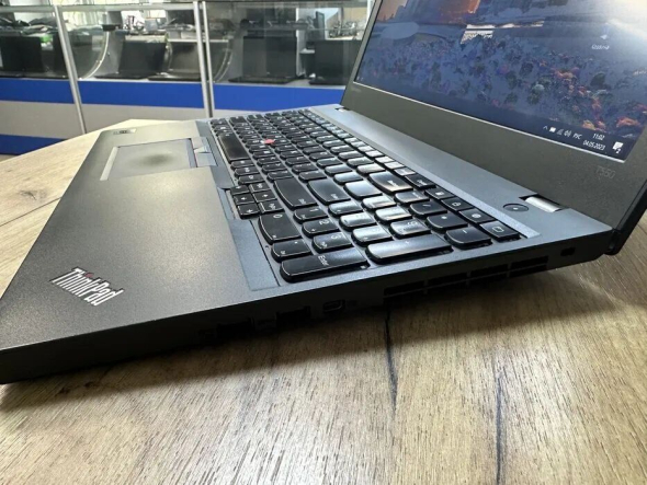 Ноутбук Lenovo ThinkPad T550 / 15.6&quot; (1920x1080) TN / Intel Core i5-5300U (2 (4) ядра по 2.3 - 2.9 GHz) / 8 GB DDR3 / 500 GB HDD / Intel HD Graphics 5500 / WebCam - 5
