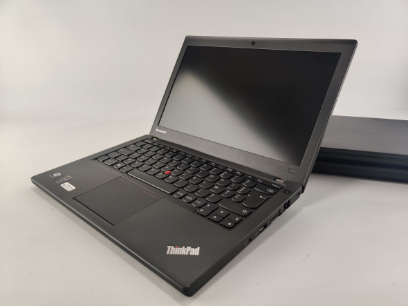 Нетбук Б-класс Lenovo ThinkPad X240 / 12.5&quot; (1366x768) TN / Intel Core i5-4200U (2 (4) ядра по 1.6 - 2.6 GHz) / 8 GB DDR3 / 120 GB SSD / Intel HD Graphics 4400 / WebCam - 2