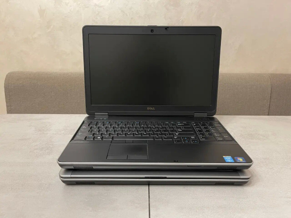 Ноутбук Dell Latitude E6540 / 15.6&quot; (1366x768) TN / Intel Core i5-4310M (2 (4) ядра по 2.7 - 3.4 GHz) / 8 GB DDR3 / 256 GB SSD NEW / Intel HD Graphics 4600 / WebCam / DVD-RW / HDMI - 5