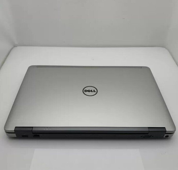 Ноутбук Dell Latitude E6540 / 15.6&quot; (1366x768) TN / Intel Core i5-4310M (2 (4) ядра по 2.7 - 3.4 GHz) / 8 GB DDR3 / 240 GB SSD / Intel HD Graphics 4600 / WebCam / DVD-ROM / Win 10 Pro - 3