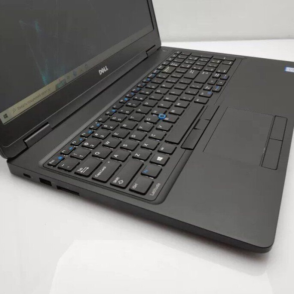 Ноутбук Dell Latitude 5580 / 15.6&quot; (1366x768) TN / Intel Core i3-7100U (2 (4) ядра по 2.4 GHz) / 8 GB DDR4 / 128 GB SSD / Intel HD Graphics 620 / WebCam / Win 10 Home - 4