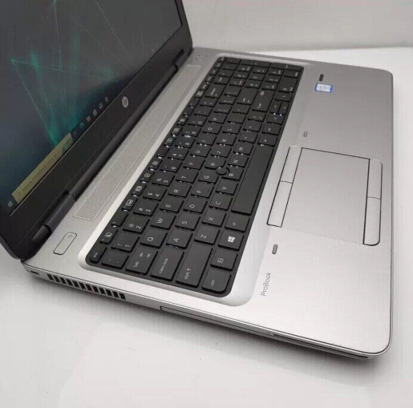 Ноутбук HP ProBook 650 G3 / 15.6&quot; (1920x1080) TN / Intel Core i5-7300U (2 (4) ядра по 2.6 - 3.5 GHz) / 8 GB DDR4 / 240 GB SSD / Intel HD Graphics 620 / DVD-ROM / Win 10 Pro - 4