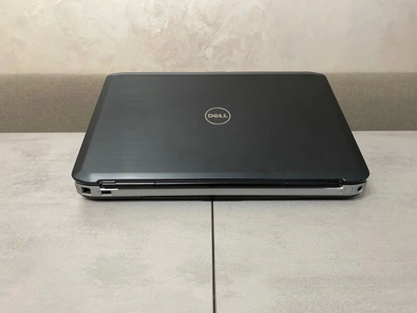 Ноутбук Dell Latitude E5530 / 15.6&quot; (1366x768) TN / Intel Core i5-3380M (2 (4) ядра по 2.9 - 3.6 GHz) / 6 GB DDR3 / 120 GB SSD / Intel HD Graphics 4000 / HDMI - 8