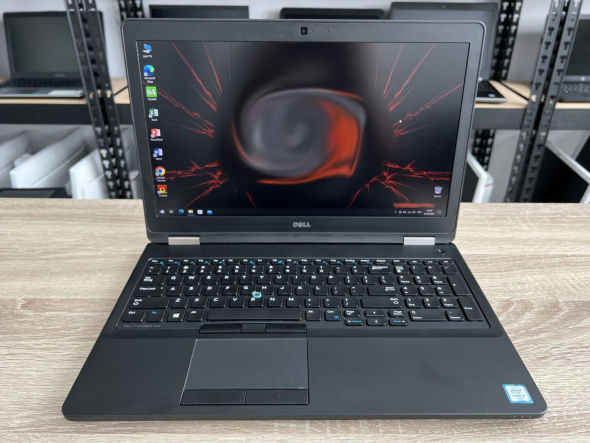 Мобильная рабочая станция Б-класс Dell Precision 3510 / 15.6&quot; (1920x1080) TN / Intel Core i7-6820HQ (4 (8) ядра по 2.7 - 3.6 GHz) / 16 GB DDR4 / 256 GB SSD / AMD Radeon R9 M360, 2 GB GDDR5, 128-bit / WebCam / HDMI - 2