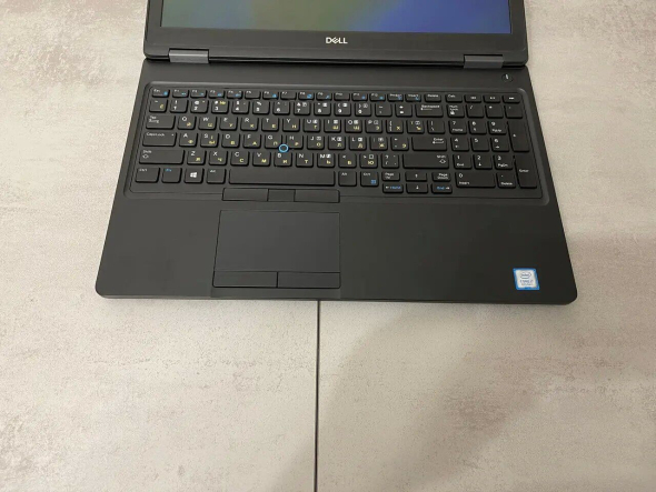 Ультрабук Dell Latitude 5590 / 15.6&quot; (1366x768) TN / Intel Core i7-8650U (4 (8) ядра по 1.9 - 4.2 GHz) / 16 GB DDR4 / 256 GB SSD / Intel UHD Graphics 620 / WebCam / USB 3.1 / HDMI - 6