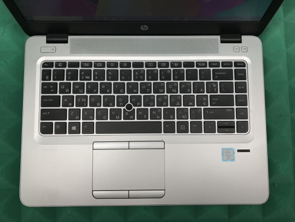 Ноутбук Б-класс HP EliteBook 840 G3 / 14&quot; (1366x768) TN / Intel Core i5-6300U (2 (4) ядра по 2.4 - 3.0 GHz) / 8 GB DDR4 / 180 GB SSD M.2 / Intel HD Graphics 520 / WebCam / Fingerprint / DisplayPort - 4